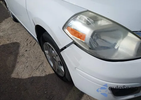 2010 Nissan Versa 1.8S z USA, uszkodzony, nr VIN 3N1BC1CP8AL431210